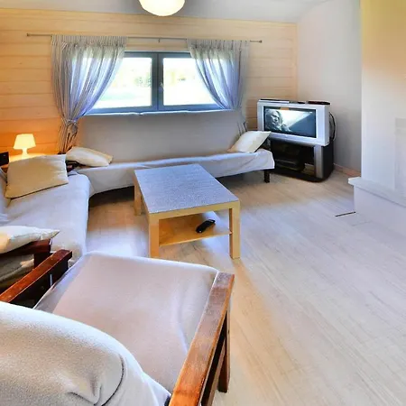 Comfortable With A Private Garden Oswino