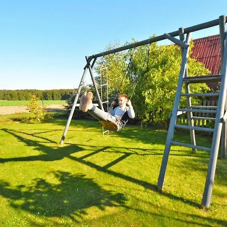 Сasa de vacaciones Comfortable With A Private Garden